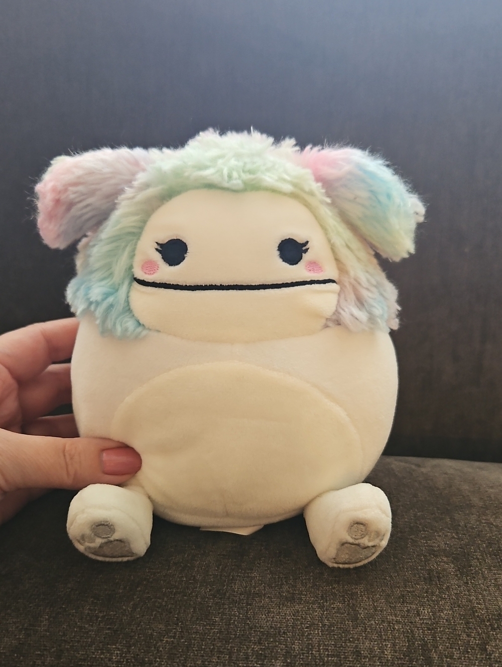 Squishmallows Zaylee The White Bigfoot